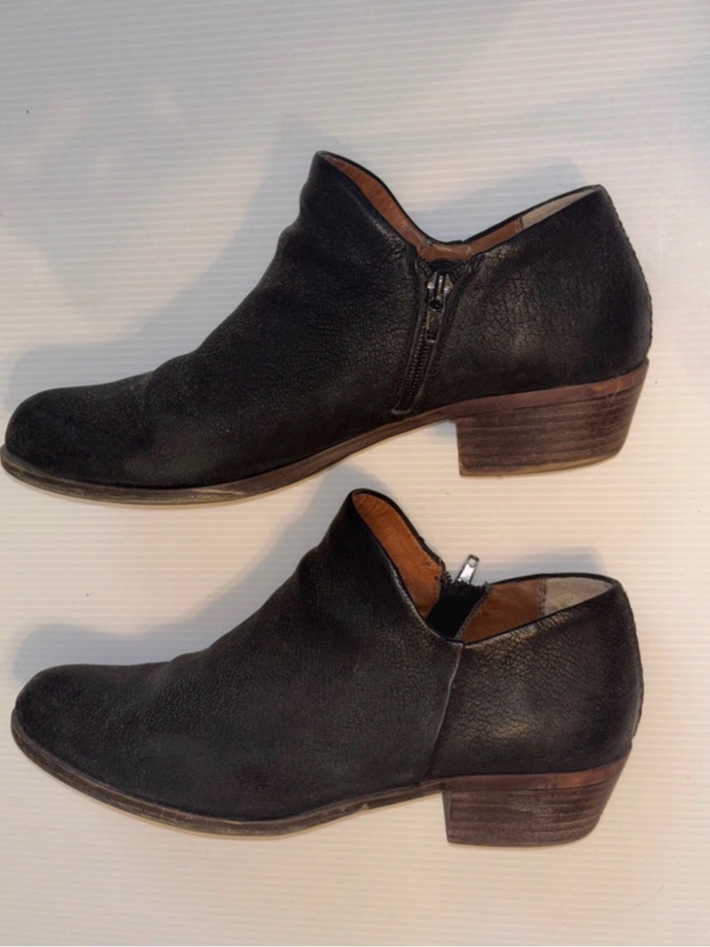 Lucky Brand Brixlee Leather Zip Ankle Boots